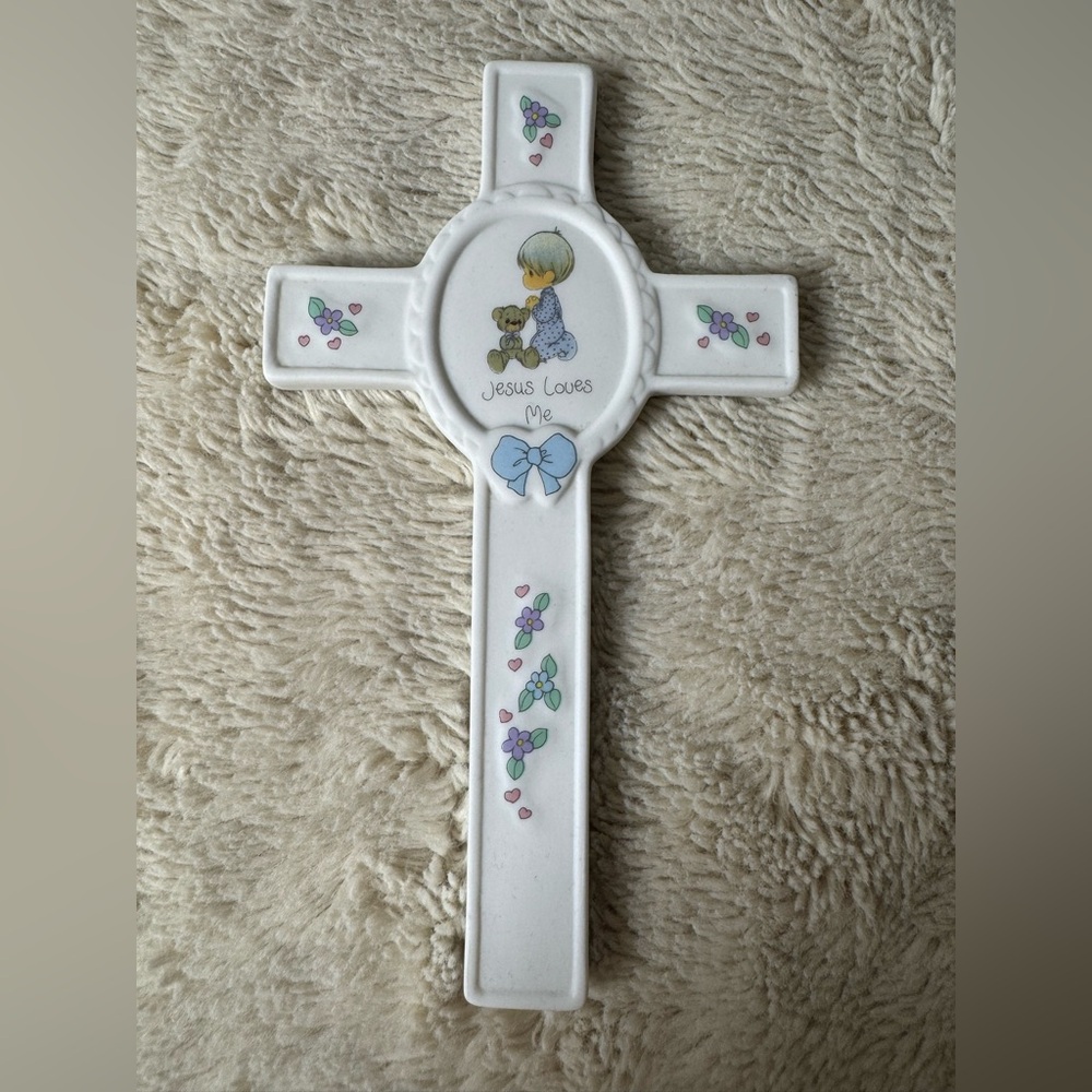 Precious Moments Vintage “Jesus Loves Me” Boy’s Porcelain Wall Cross